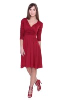 Kleid Knielang mit Raffungen Wickeloptik, V-Ausschnitt + MAMA Umstandsmode, Bordo XS/S 34/36